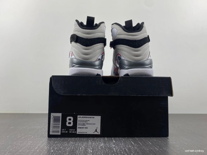 Jordan Bugs (2013) Bunny 8 305381-103 Retro Air 0721